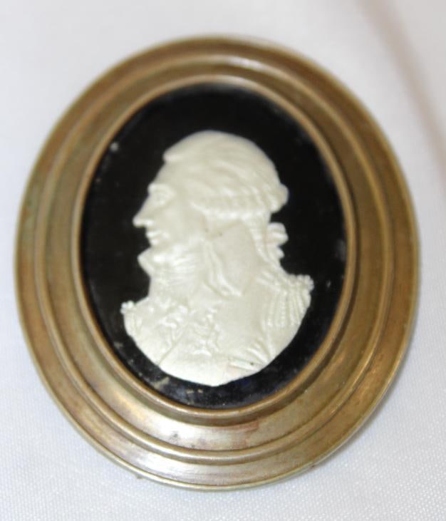 1920-1924 Nash LaFayette Radiator Emblem Badge (1 of 2)