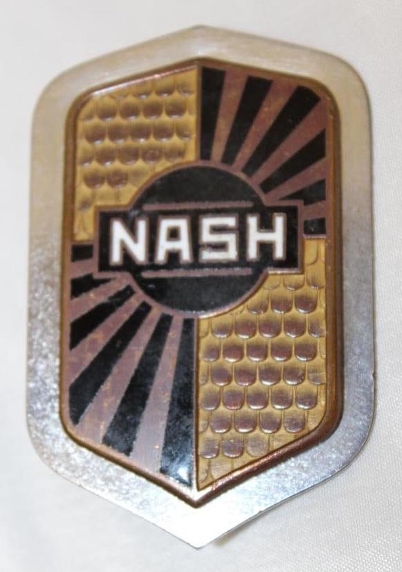 1928-1931 Nash Motor Car Co Radiator Emblem Badge: cloisonne 2.75" x 1.75"