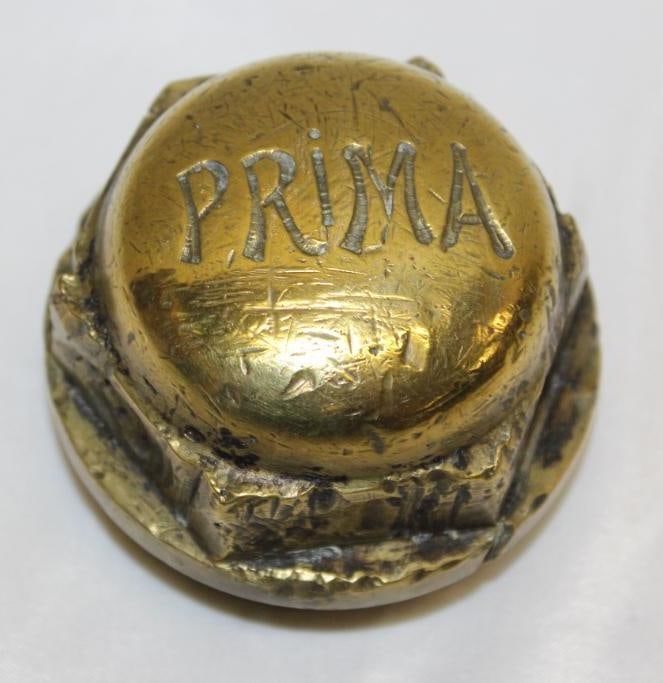 1910's Brass Prima Motor Car Co Threaded Hubcap (1 of 2)