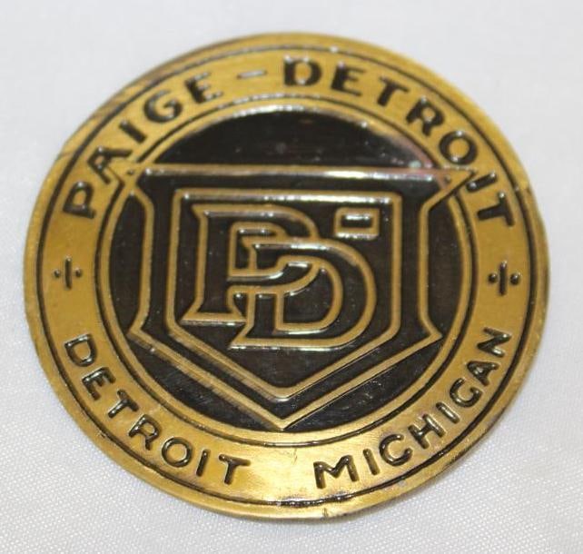 1911-1914 Paige Detroit Radiator Emblem Badge: 2.25" diameter