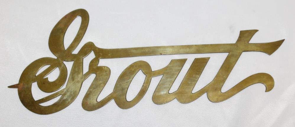 Grout Motor Car Co Radiator Emblem Script (1 of 2)