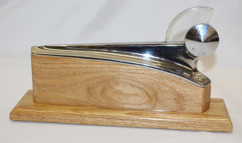 1949 Ford Radiator Mascot Hood Ornament (1 of 6)