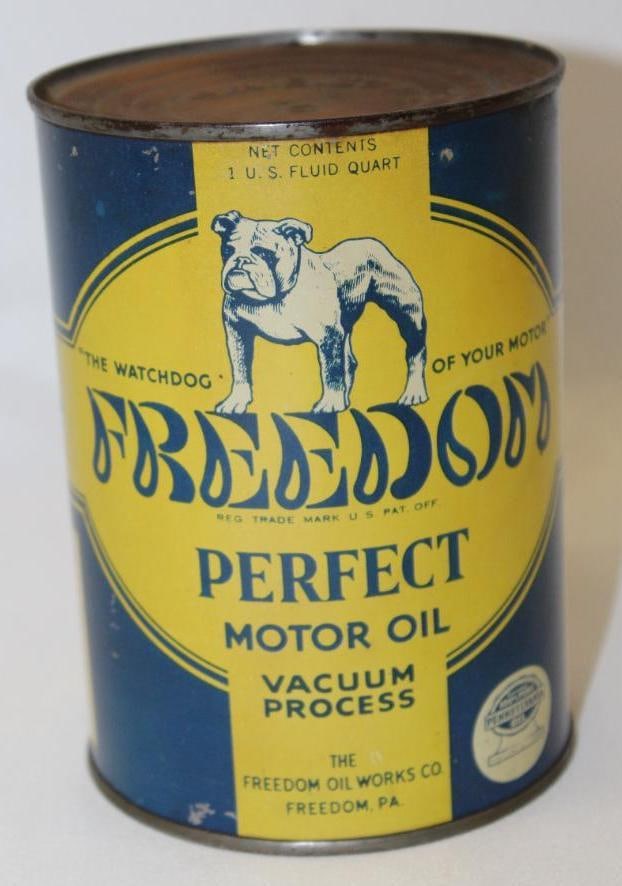 Freedom Perfect Metal 1 Quart Motor Oil Can (1 of 4)