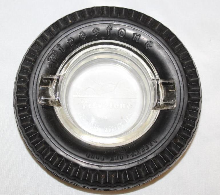 1939 NY Worlds Fair Advertising Tire Ashtray (1 of 4)
