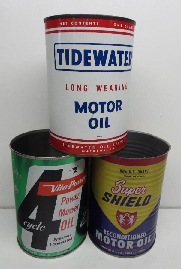 Group of Three 1 Quart Oil Cans (1 of 4)