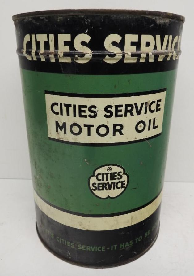 Cities Service Motor Oil Five Quart Can (1 of 4)