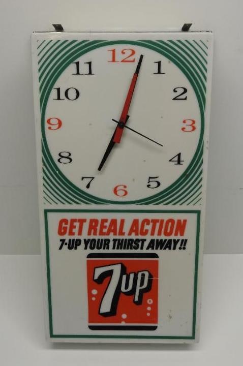 7-Up Soda Clock (1 of 4)