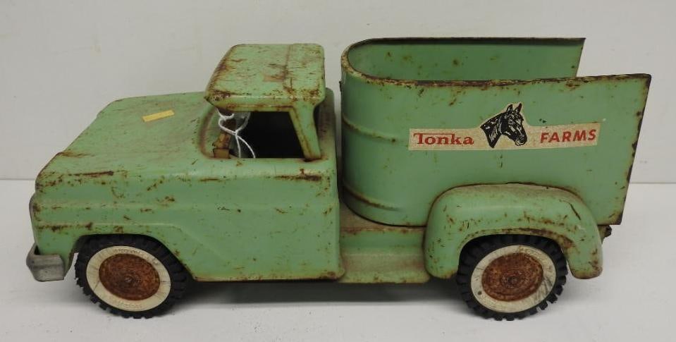 Tonka Farms Toy Truck: Shows some wear from use, may or may not be missing parts, overall length 13"