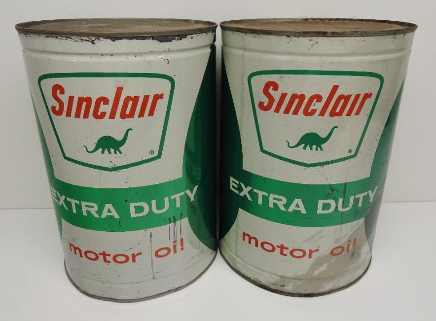 Pair of Sinclair Extra Duty Five Quart Oil Cans (1 of 2)