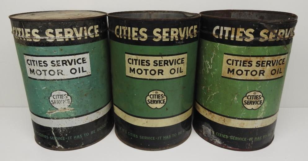 Group of Cities Service Five Quart Oil Cans (1 of 1)
