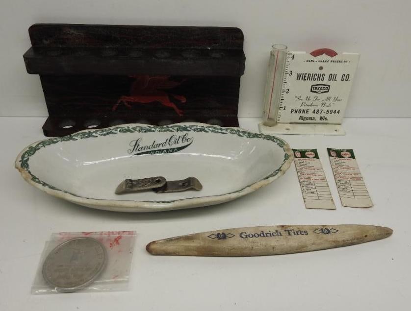 Group of Assorted Advertising Items (1 of 7)