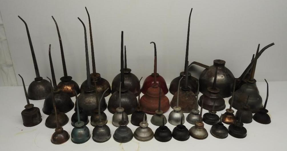 Large Group of Handy Oilers and Oil Cans (1 of 5)