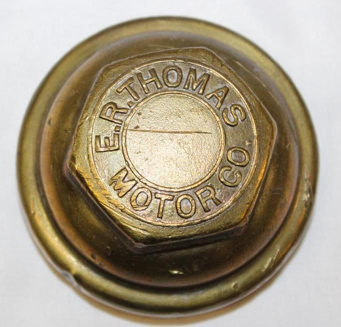 Brass E. R. Thomas Motor Car Co Automobile Threaded Hubcap (1 of 2)