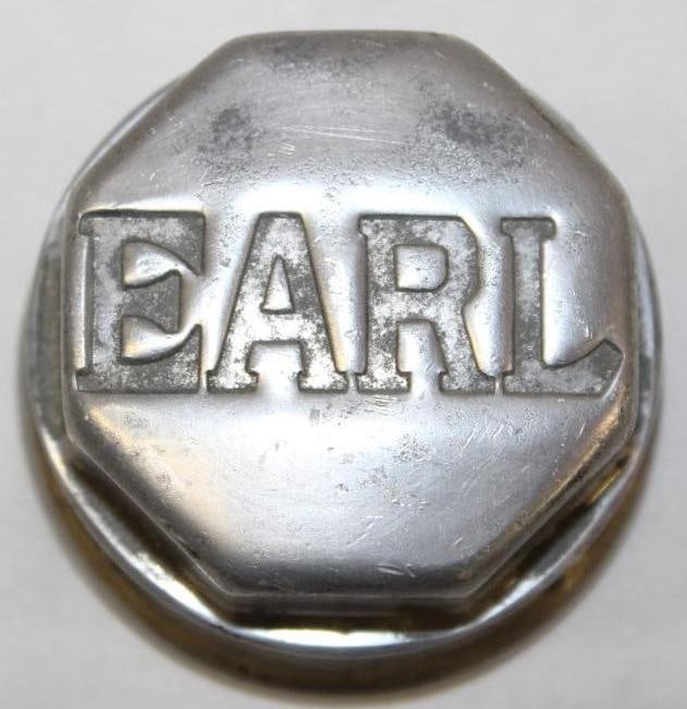 Earl Motor Car Co Automobile Threaded Hubcap: 3" diameter