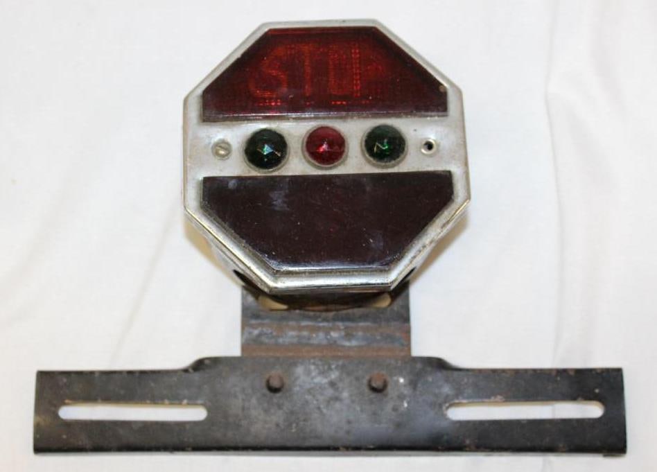 Jeweled Accessory Automobile Stop Taillight (1 of 4)