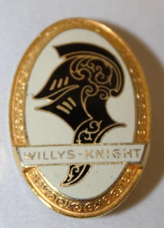 1929-1931 Willys Knight Radiator Emblem Badge (1 of 2)