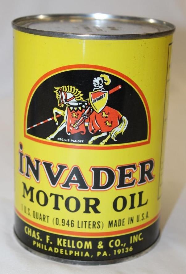 Chas.Kellom Invader Metal 1 Quart Motor Oil Can (1 of 3)