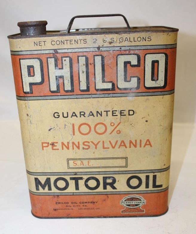 Philco 100% Pennsylvania Two Gallon Motor Oil Can (1 of 4)