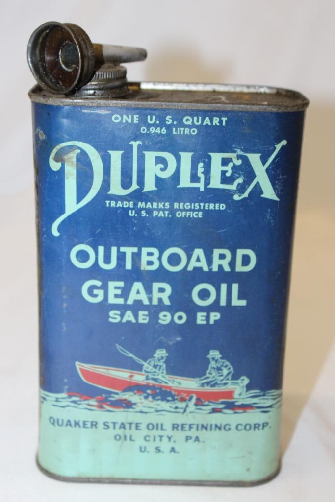 Duplex 1 Quart Outboard Oil Can (1 of 4)