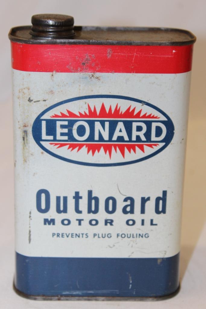 Leonard 1 Quart Outboard Oil Can (1 of 4)
