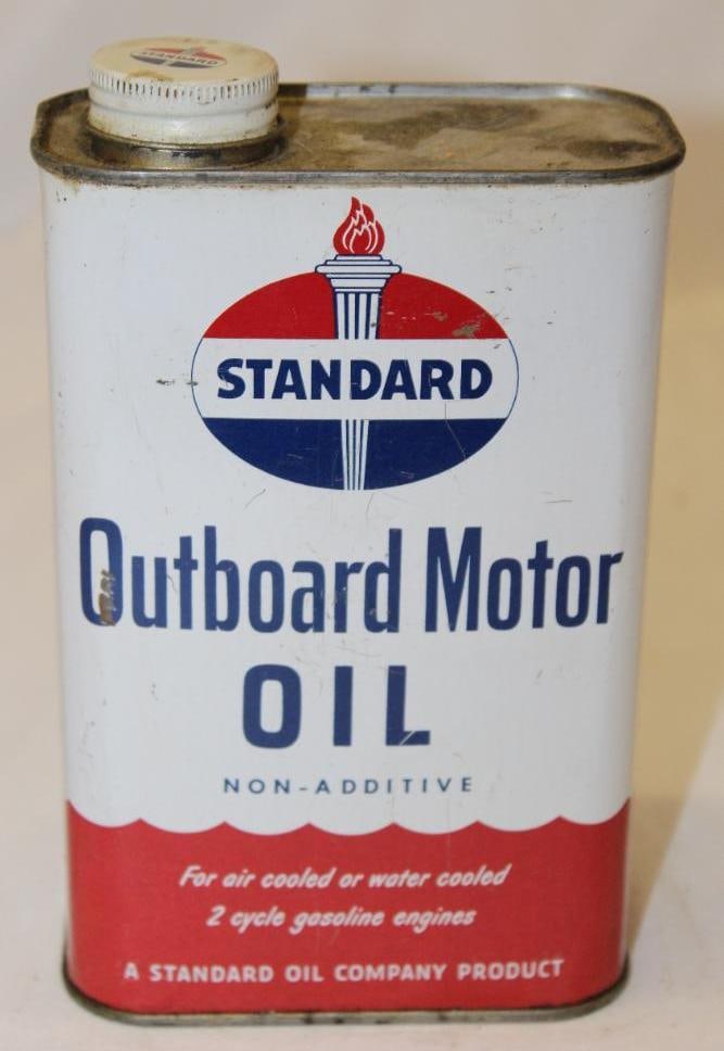Standard 1 Quart Outboard Oil Can (1 of 5)