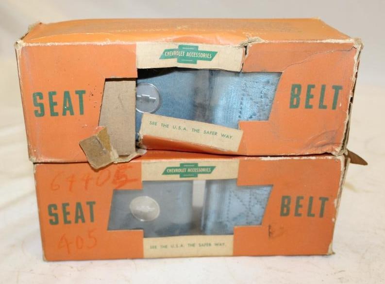 Pair of NOS Genuine Chevrolet Accessories Seat Belts (1 of 3)