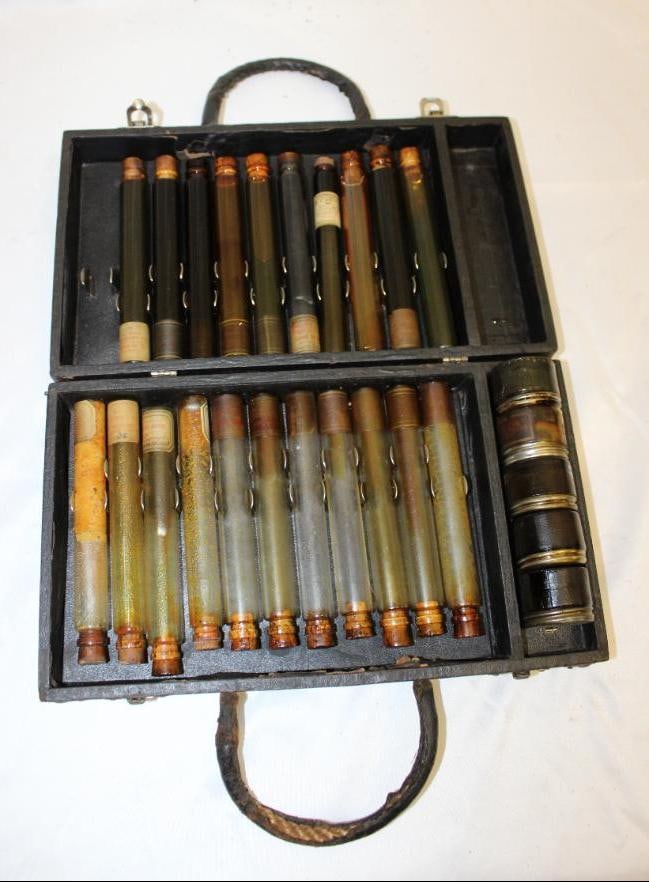 Lincoln Oil Co Oil Sample Bottle Set with Case (1 of 4)
