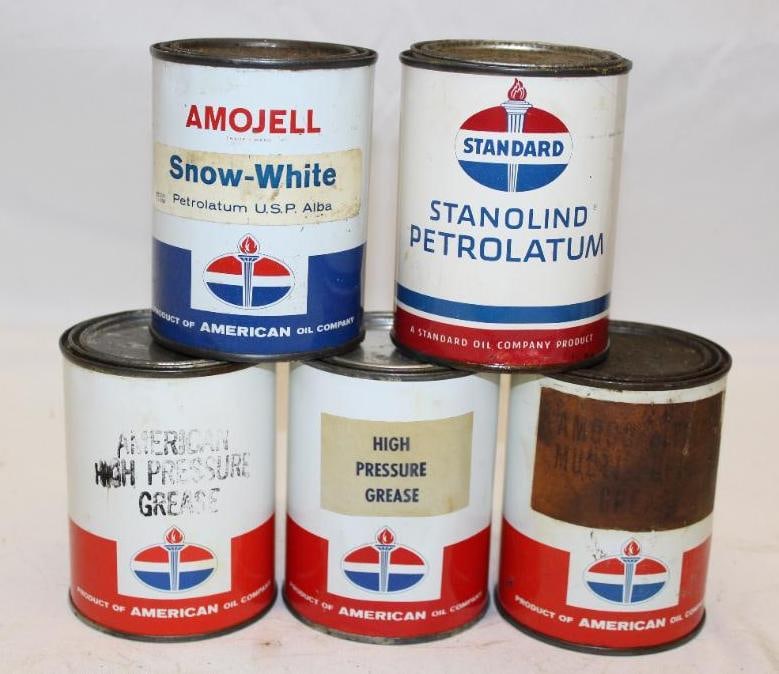 Group of 5 Standard and Amoco 1lb Grease Cans (1 of 2)