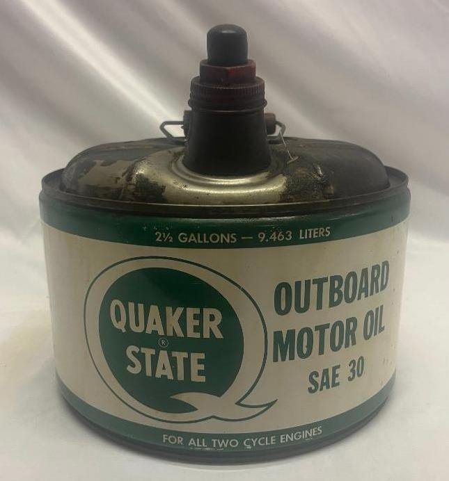 Quaker State Outboard 2 1/2 Gallon Oil Can (1 of 4)