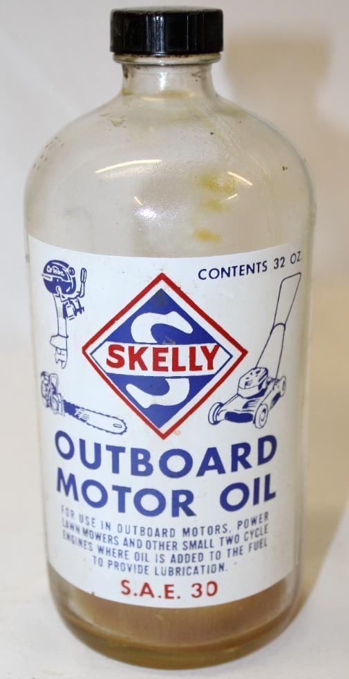 Skelly Outboard Glass Quart Jar (1 of 4)
