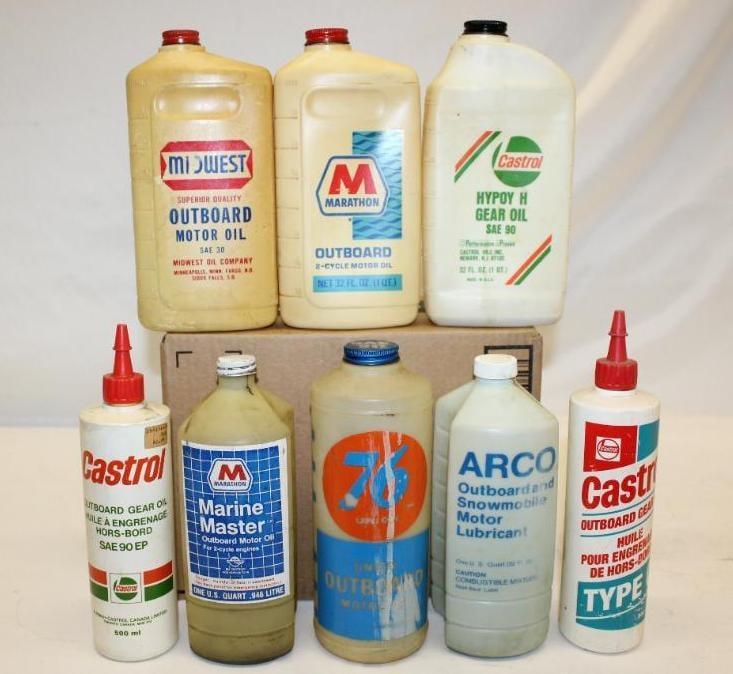 Group of 8 Marathon Castrol Gear Midwest Castrol Union 76 Arco Plastic Outboard Containers: largest 9" x 4.5" x 2", Midwest and Marathon have staining, Union 76 has paint loss, Arco has fading, all show wear, all are empty with lid