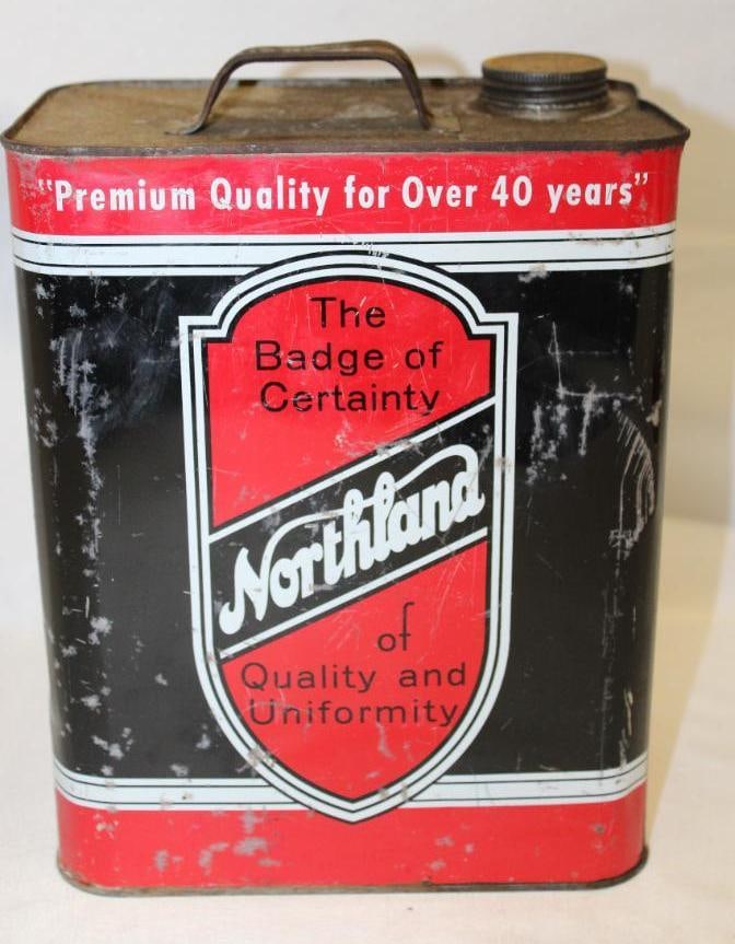 Northland 2 Gallon Motor Oil Can: Some scratches and wear through out