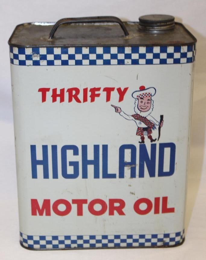 Graphic Thrifty Highland 2 Gallon Motor Oil Can (1 of 4)