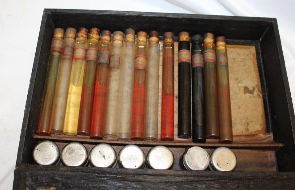 Standard Oil and Greases Sample Bottle Kit (1 of 5)