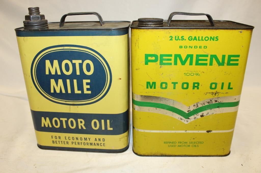 Group of Two Moto Mile and Pemene 2 Gallon Motor Oil Cans (1 of 4)