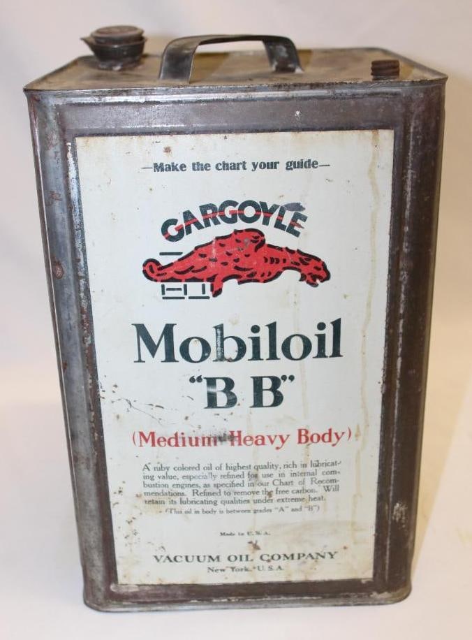 Mobil Gargoyle BB 5 Gallon Motor Oil Can (1 of 4)