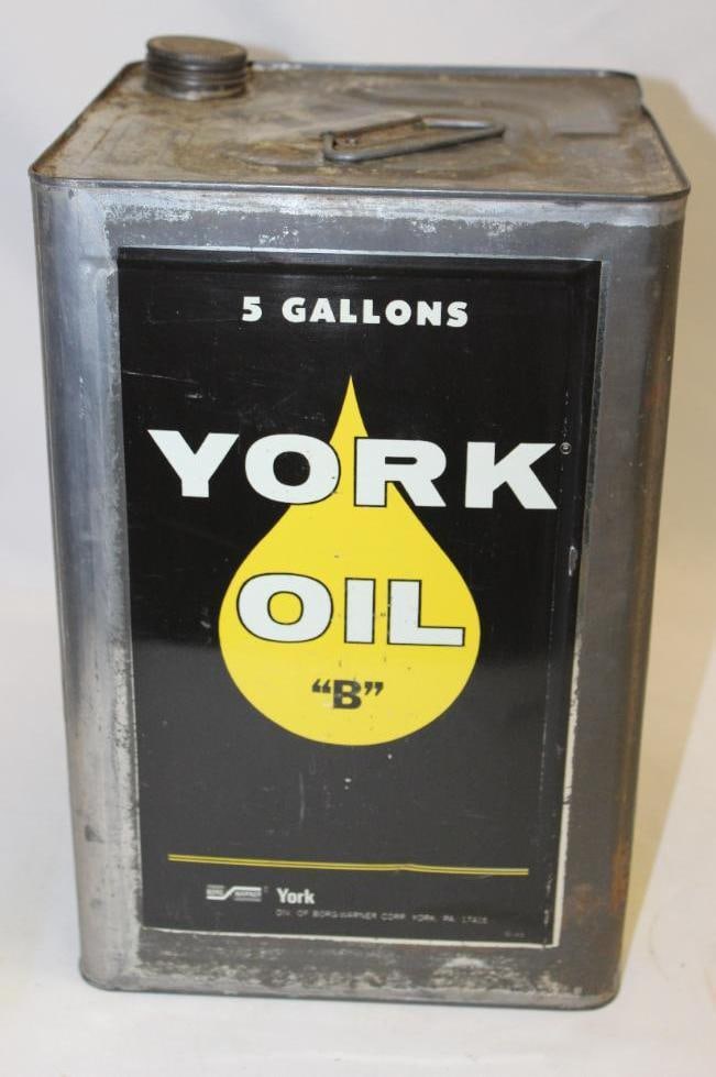 York Oil B 5 Gallon Motor Oil Can (1 of 4)