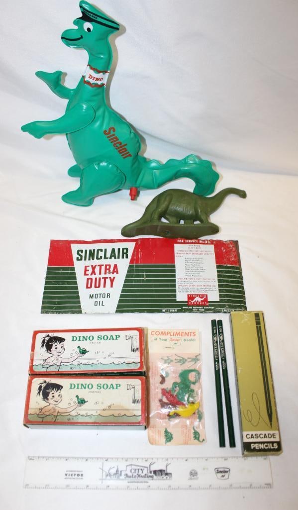 Large Group of Sinclair Advertising Items (1 of 8)
