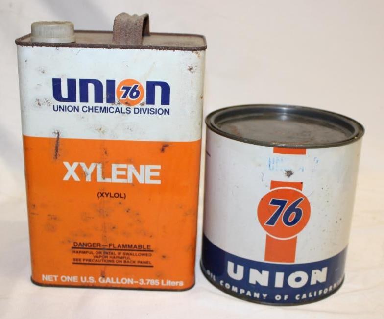 Group of Two Union 76 Cans 5 Lb Grease and 1 Gallon (1 of 4)