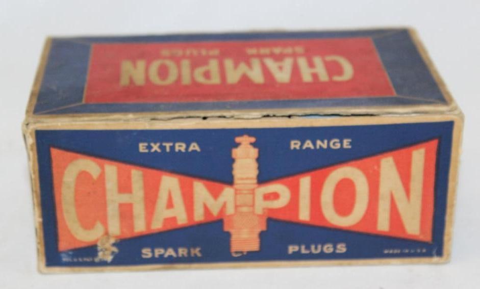Champion Spark Plug Countertop Advertising Display with Box (1 of 6)