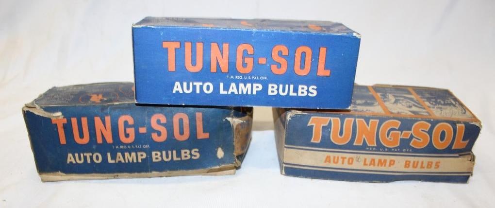 Group of 3 Tung-Sol Auto Lamp Display Boxes (1 of 8)
