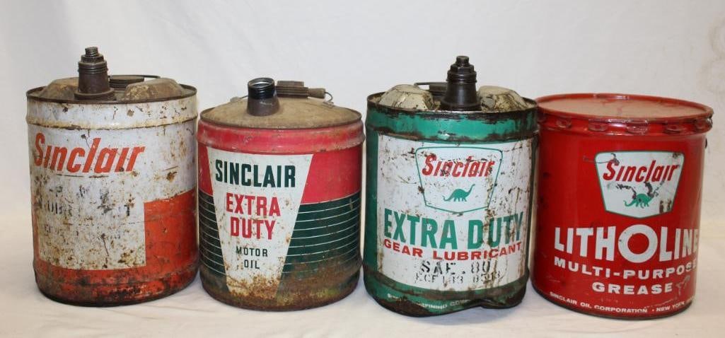 Group of Four Sinclair 5 Gallon Round Oil & Grease Cans (1 of 2)