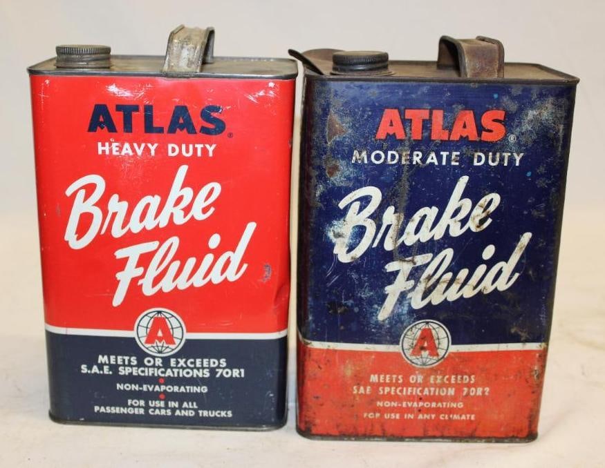 Group of 2 Atlas 1 Gallon Brake Fluid Cans (1 of 4)