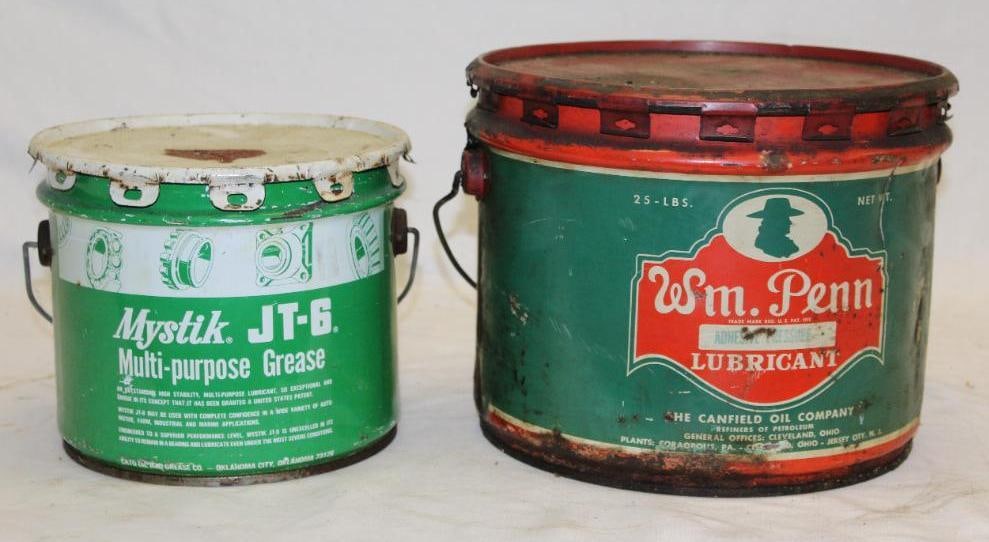 Group of Two Grease Cans Wm. Penn and Mystik: 10 lb and 25 lb. Both are empty and both have lids.