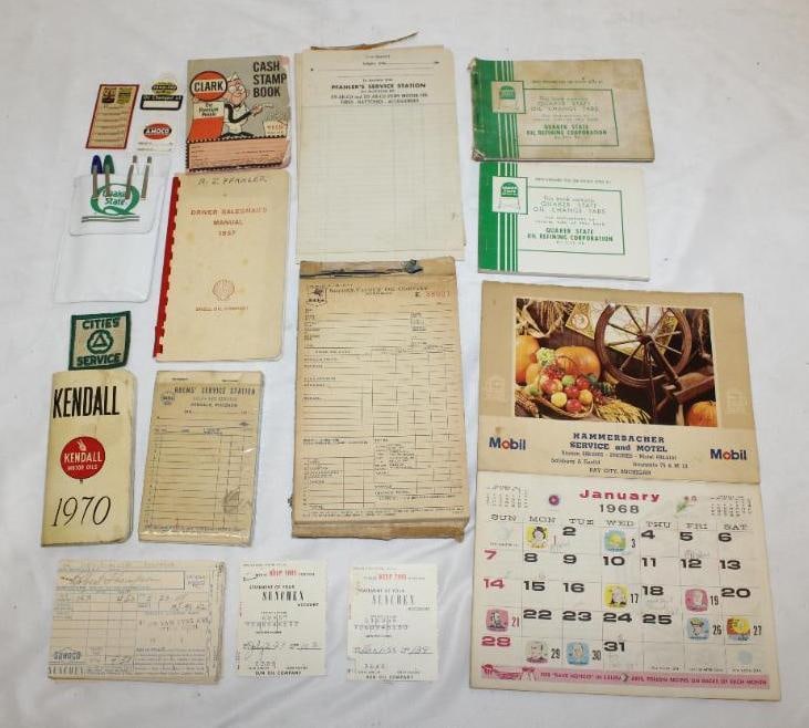Large Group of Misc Advertising Items Kendall, Mobil, Cities Service, En-Ar-Co, Etc (1 of 11)