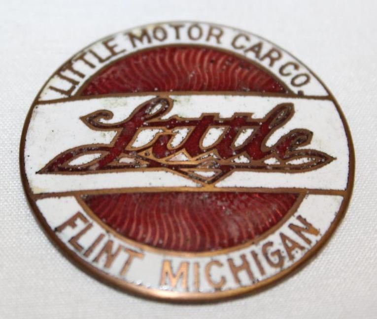1912-1913 Little Motor Car Co Radiator Emblem Badge (1 of 2)