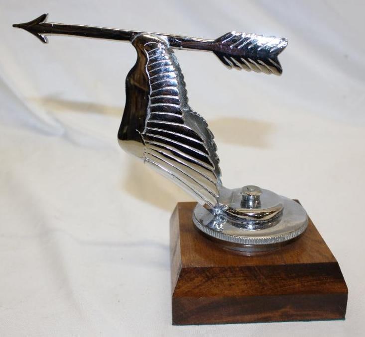 1925 Winged Arrow Radiator Mascot Hood Ornament (1 of 4)