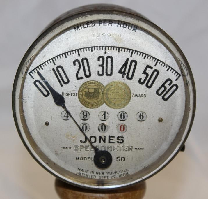 Jones Model 50 Speedometer w/ Auto Club of Great Britain Award (1 of 6)