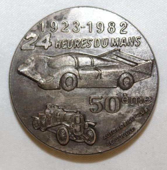 1982 Le Mans Race Pin Badge 50th Anniversary (1 of 2)