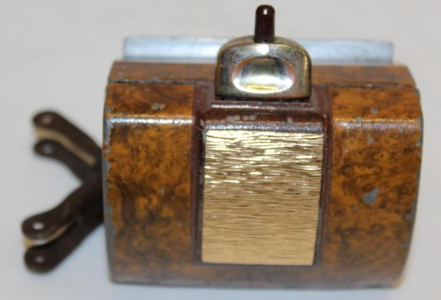 Masterbilt Creation 1930's Automobile Accessory Ashtray (1 of 5)